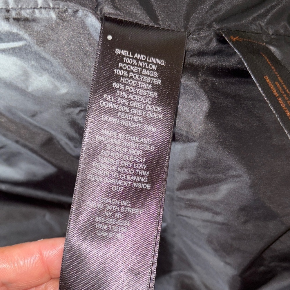 EUC Women's Black Puffer Down Coat trimmed removable hood Waist Defined by Coach - Picture 6 of 15